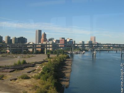 Portland depuis le bus sur Hawthorne bridge